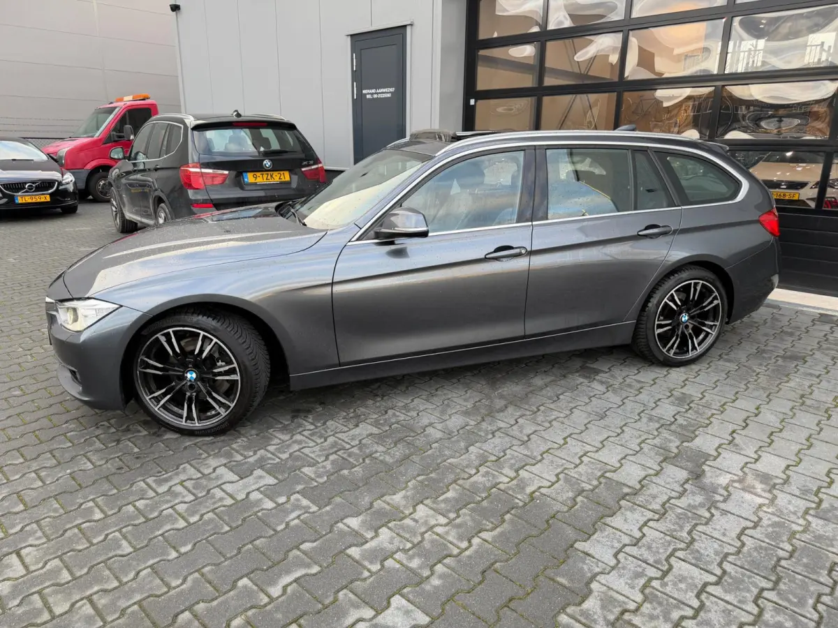 328i High Executive Panoramadak sportstoelen 245 PK