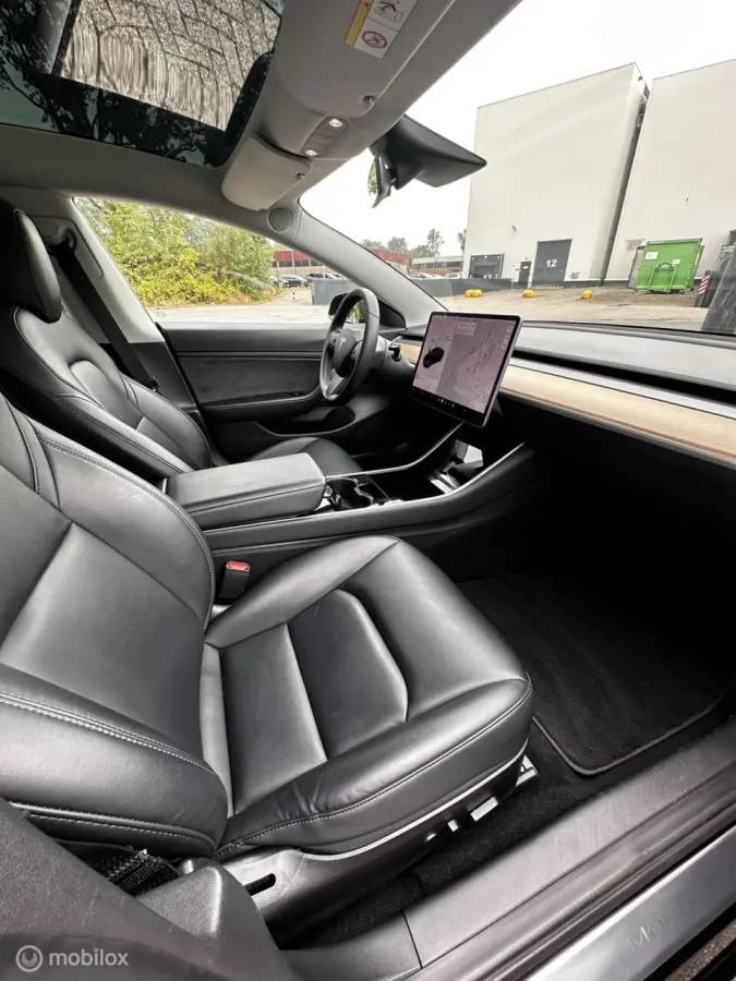 Long Range AWD 75 kWh / Excl. Btw