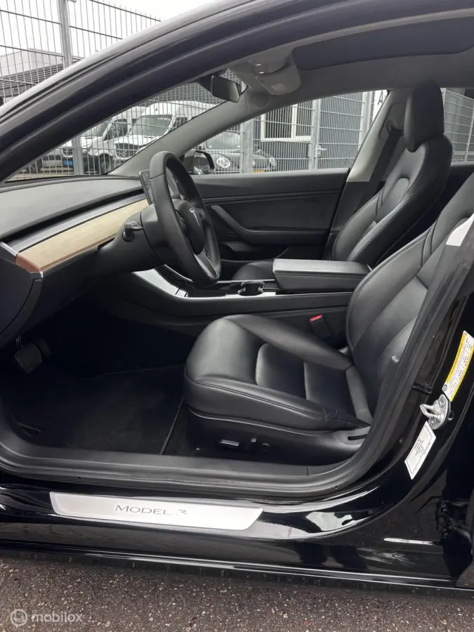 Long Range AWD 75 kWh / Excl. Btw