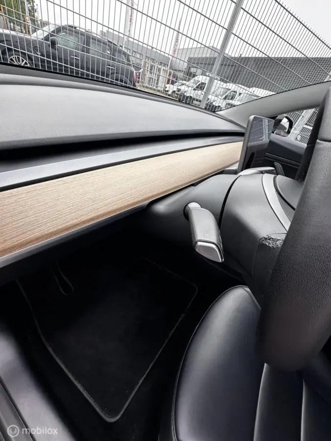 Long Range AWD 75 kWh / Excl. Btw