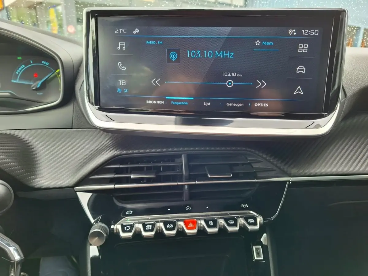 1.2 HYBRIDE 136 STYLE AUTOMAAT AIRCO PDC CARPLAY