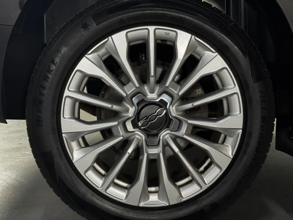 Cross 1.3 DDTC CROSS Automaat BEATS|STOELVERWARMING|KEYLESS|CRUISECONTROL|AIRCO|17 INCH