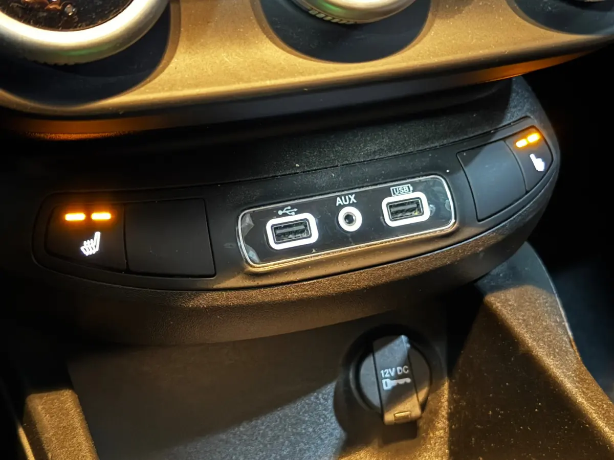 Cross 1.3 DDTC CROSS Automaat BEATS|STOELVERWARMING|KEYLESS|CRUISECONTROL|AIRCO|17 INCH