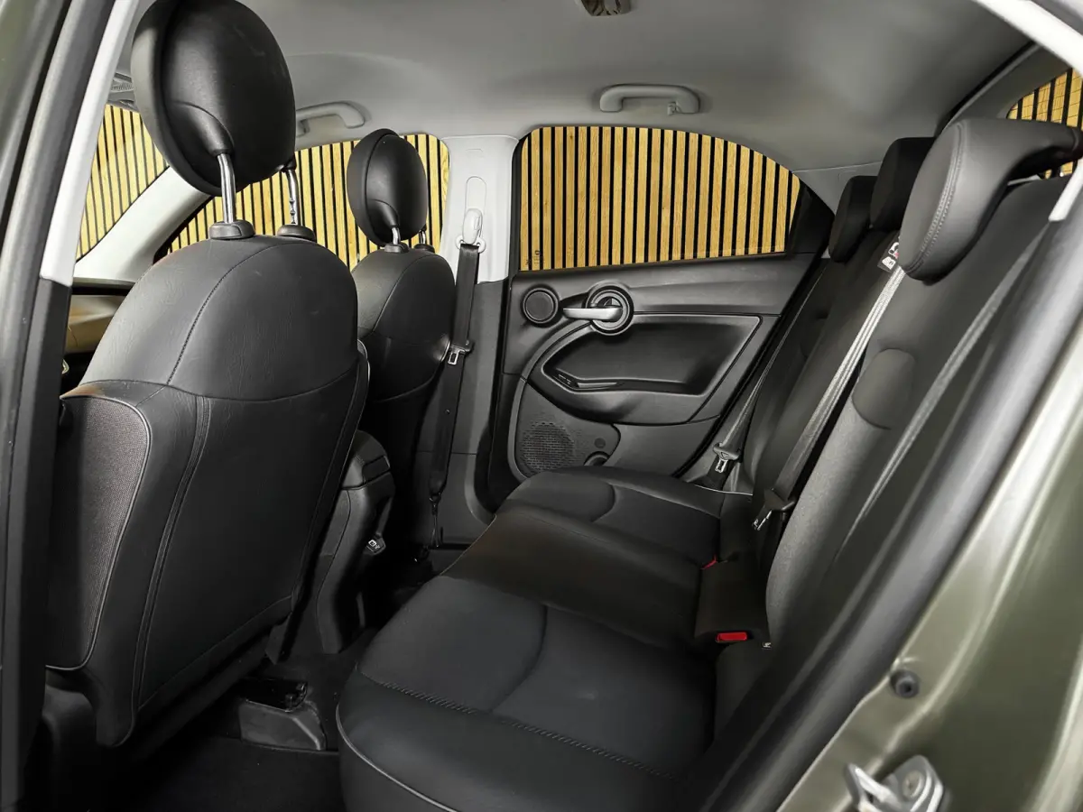 Cross 1.3 DDTC CROSS Automaat BEATS|STOELVERWARMING|KEYLESS|CRUISECONTROL|AIRCO|17 INCH