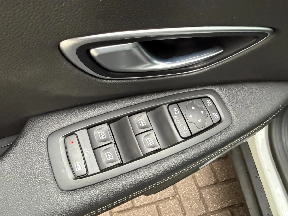 1.3 TCe Bose 7p. CARPLAY *ALL-IN PRIJS*