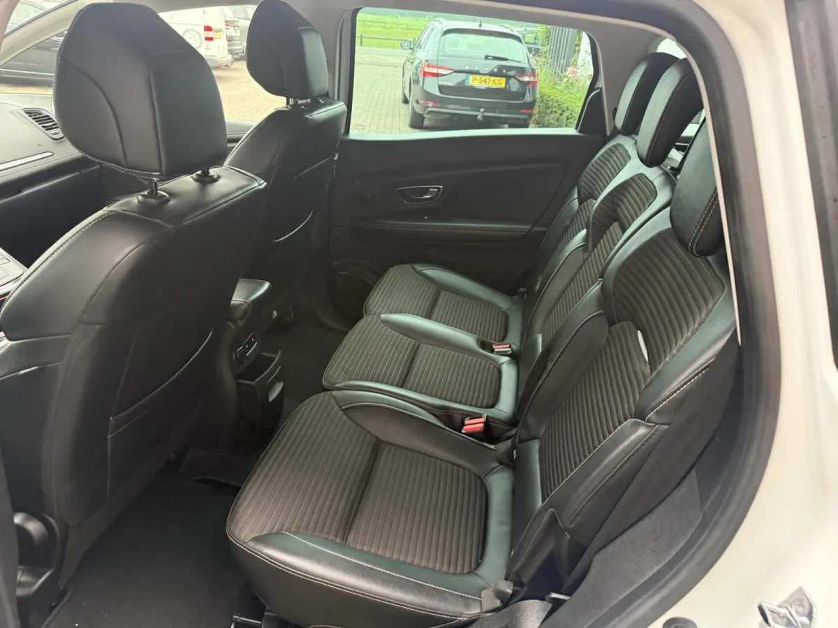1.3 TCe Bose 7p. CARPLAY *ALL-IN PRIJS*