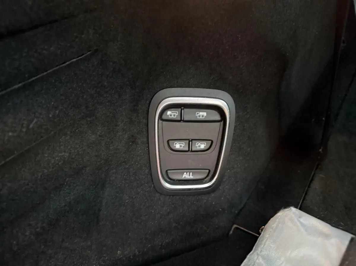 1.3 TCe Bose 7p. CARPLAY *ALL-IN PRIJS*