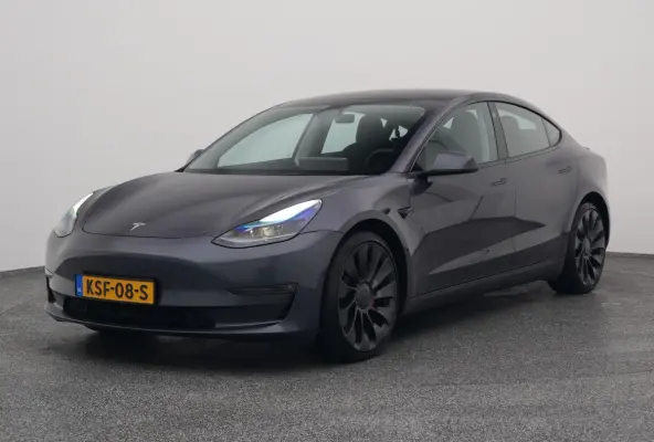 Performance AWD 75 kWh | PANO | STUURVERWARMING