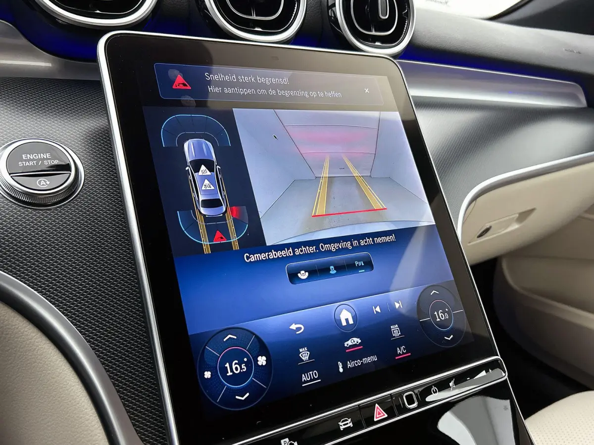 200 Luxury Line | ACHTERUITRIJCAMERA | SFEERVERLICHTING | STOELVERWARMING | CRUISE CONTROL | CLIMATE CONTROL |
