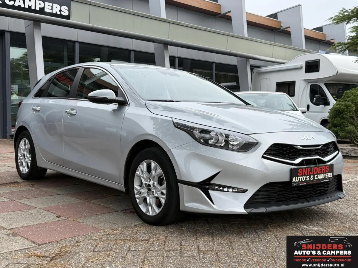 1.6 CRDi MHEV DynamicLine in nieuwstaat