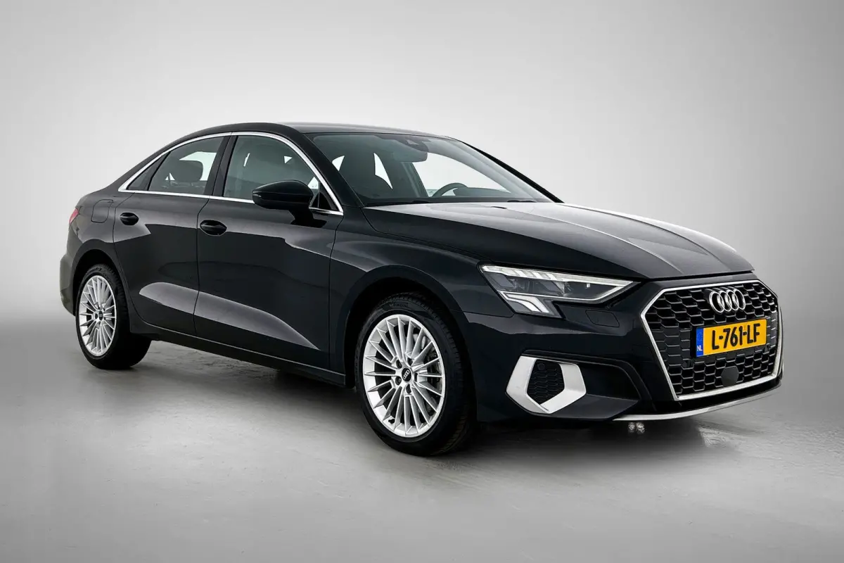 30 TFSI Business edition (NAVIGATIE, CAMERA, TRAKHAAK AFNEEMBAAR, 1e EIGENAAR, GOED ONDERHOUDEN)