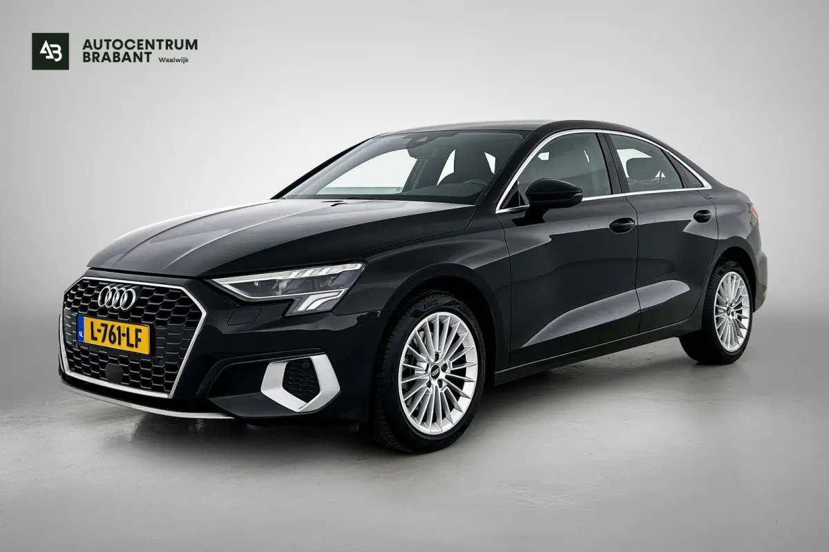 30 TFSI Business edition (NAVIGATIE, CAMERA, TRAKHAAK AFNEEMBAAR, 1e EIGENAAR, GOED ONDERHOUDEN)