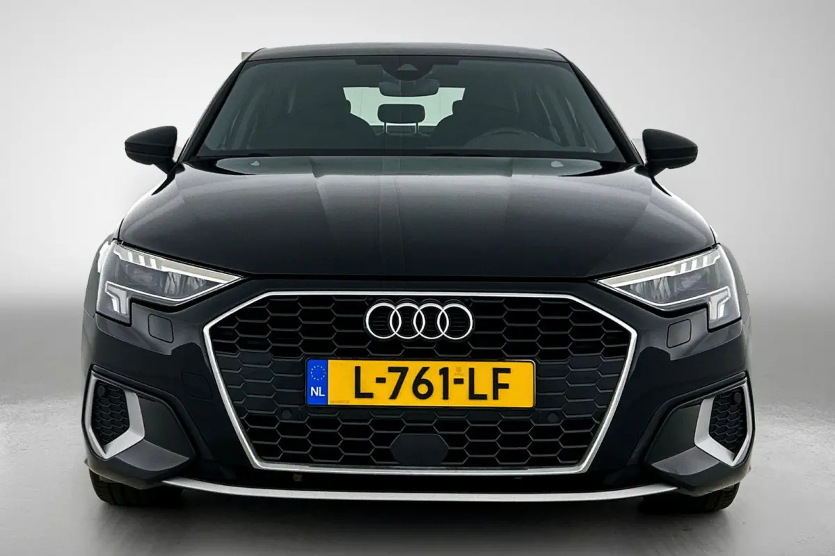 30 TFSI Business edition (NAVIGATIE, CAMERA, TRAKHAAK AFNEEMBAAR, 1e EIGENAAR, GOED ONDERHOUDEN)