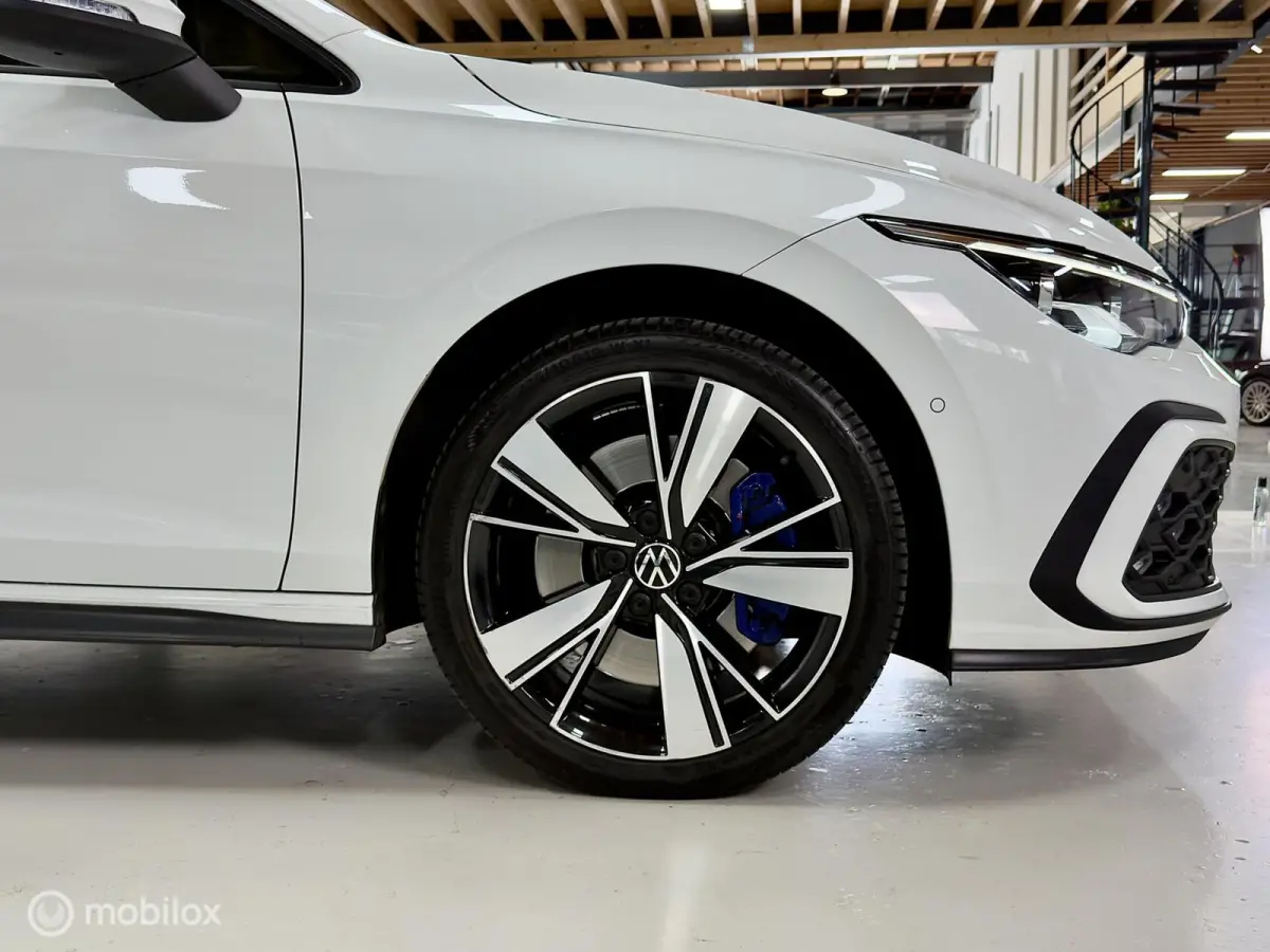 1.4 eHybrid GTE | Pano | IQ | Dodehoek | ACC | Cam | Mistlampen | 18" | Apple- & Android Carplay | Stoel- & stuurverwarming | 245 PK