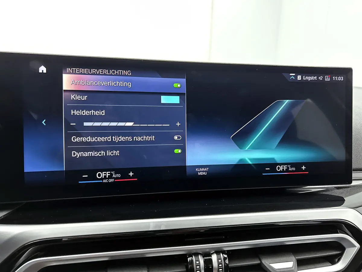 320e (TREKHAAK WEGKLAPBAAR, MEMORY SEATS, LED, CAMERA, CARPLAY, 1e EIGENAAR, DEALER ONDERHOUDEN)