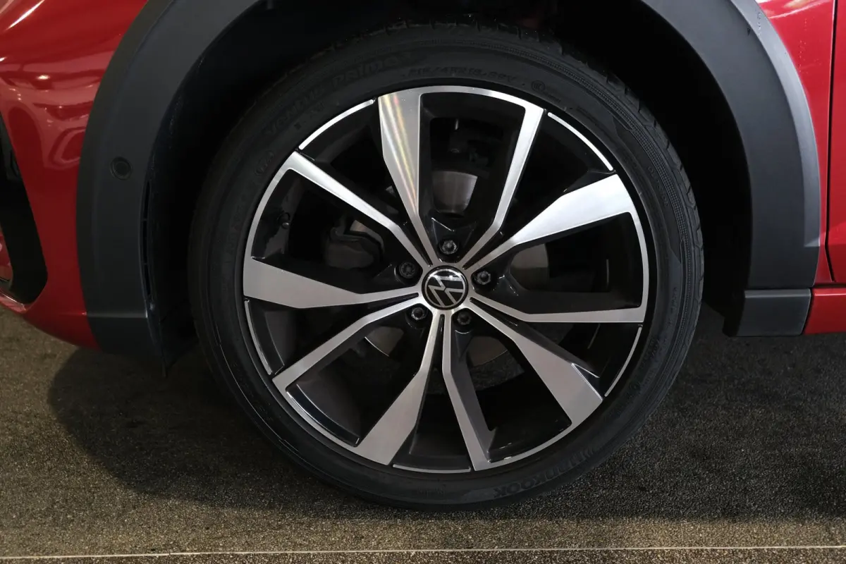 1.5 TSI 2x R-Line 150PK DSG Pano IQ Matrix Trekhaak Cam Kessy ACC Navi Virtual