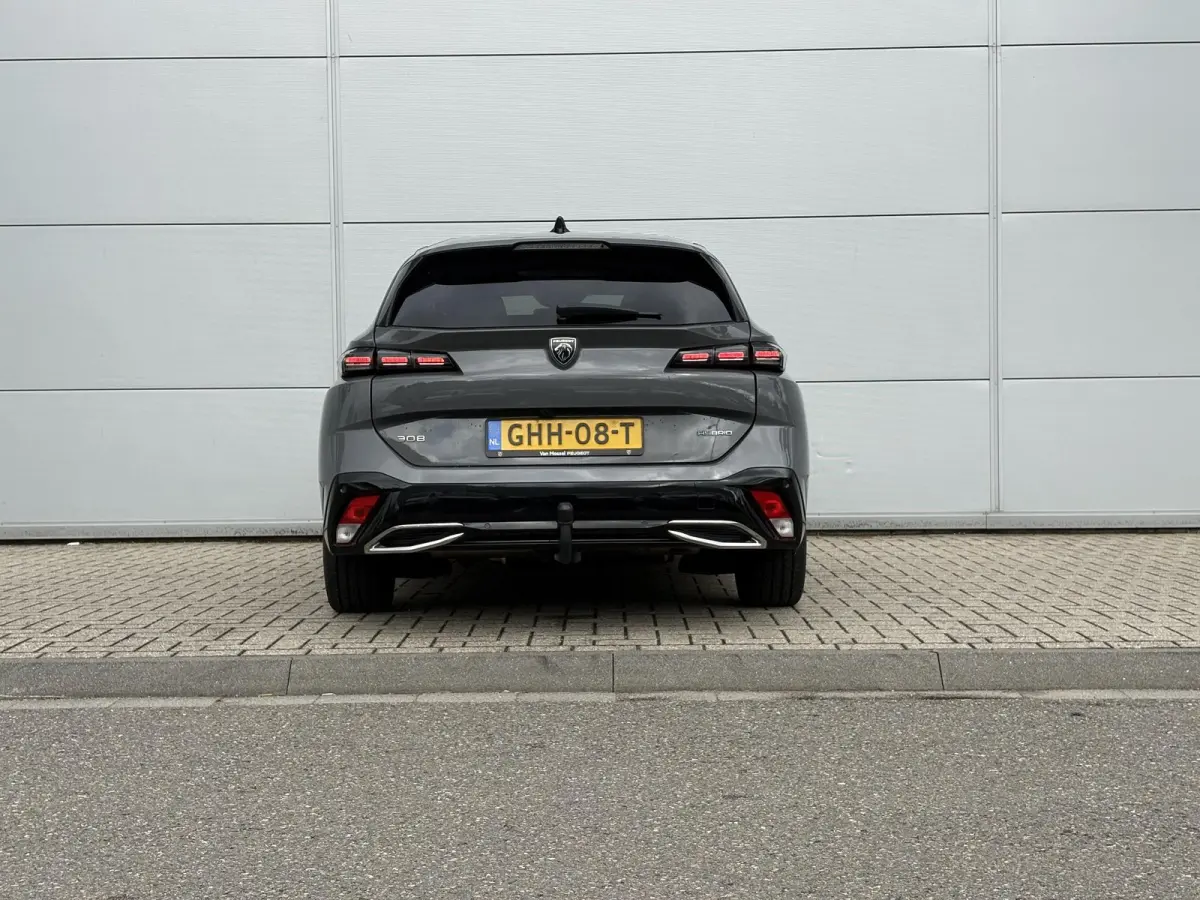 1.6 Plug-in Hybrid 180 Allure | Trekhaak | Parkeerhulp | Cruise Control | Apple Carplay/Android Auto