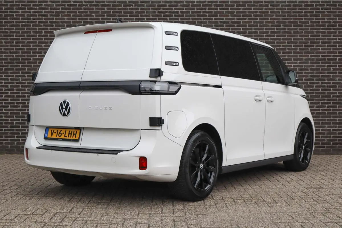 286pk Economy Business 79 kWh | SoH 99% | Trekhaak Wegklapbaar | Adaptieve Cruise Control | Volautomatische Airconditioning