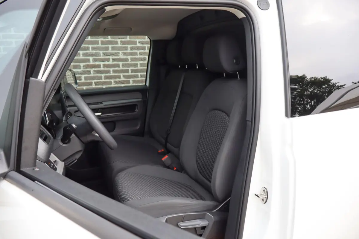 286pk Economy Business 79 kWh | SoH 99% | Trekhaak Wegklapbaar | Adaptieve Cruise Control | Volautomatische Airconditioning