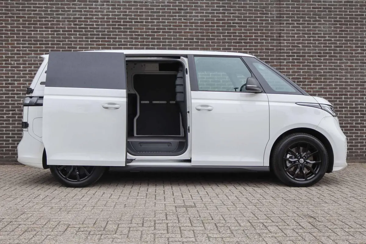 286pk Economy Business 79 kWh | SoH 99% | Trekhaak Wegklapbaar | Adaptieve Cruise Control | Volautomatische Airconditioning