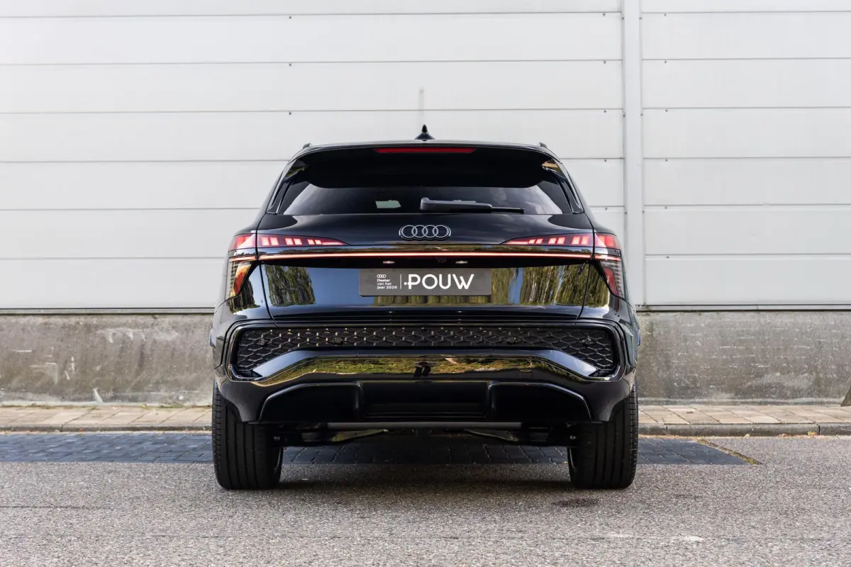 1.5 e-hybrid 272pk S Edition | Panoramadak | Tech Pack Pro | 20" Velgen