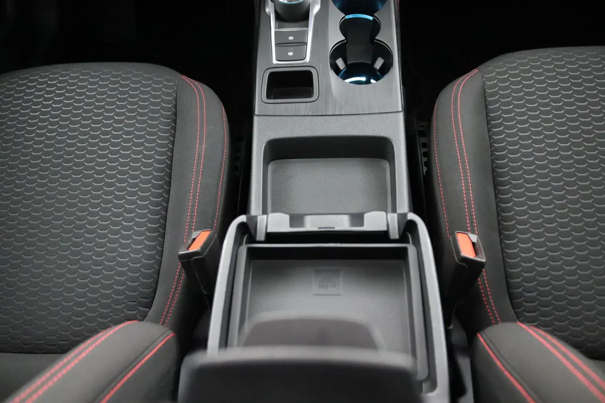 2.5 PHEV ST-Line | Panoramadak | Winterpack | Camera | 2100kg Trekgewicht! | CarPlay/Android Auto
