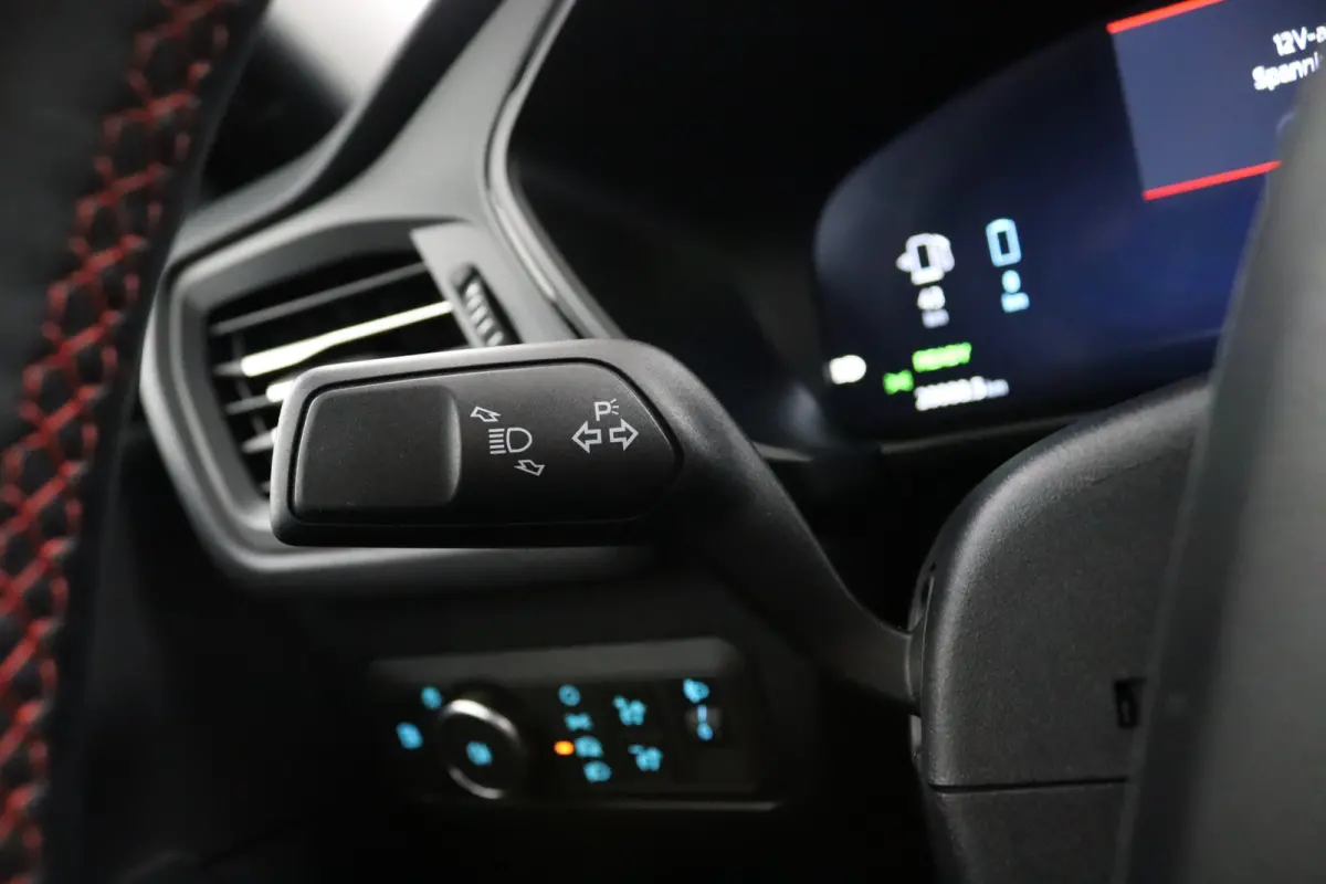 2.5 PHEV ST-Line | Panoramadak | Winterpack | Camera | 2100kg Trekgewicht! | CarPlay/Android Auto