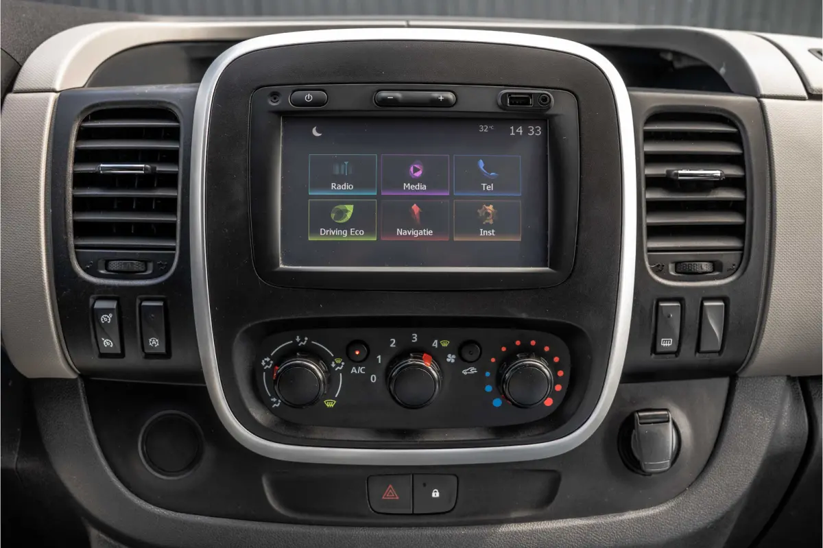 1.6 dci 125PK L2H1 | DC 6-Zits | Camera | Cruise | Airco | Trekhaak