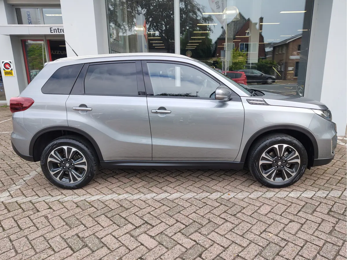 1.5 HYBRID STYLE AUTOMAAT Adaptive Cruise | Dodehoeksensoren | Keyless