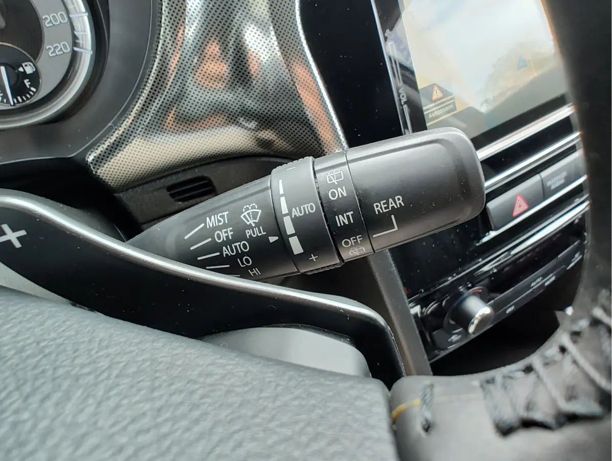 1.5 HYBRID STYLE AUTOMAAT Adaptive Cruise | Dodehoeksensoren | Keyless