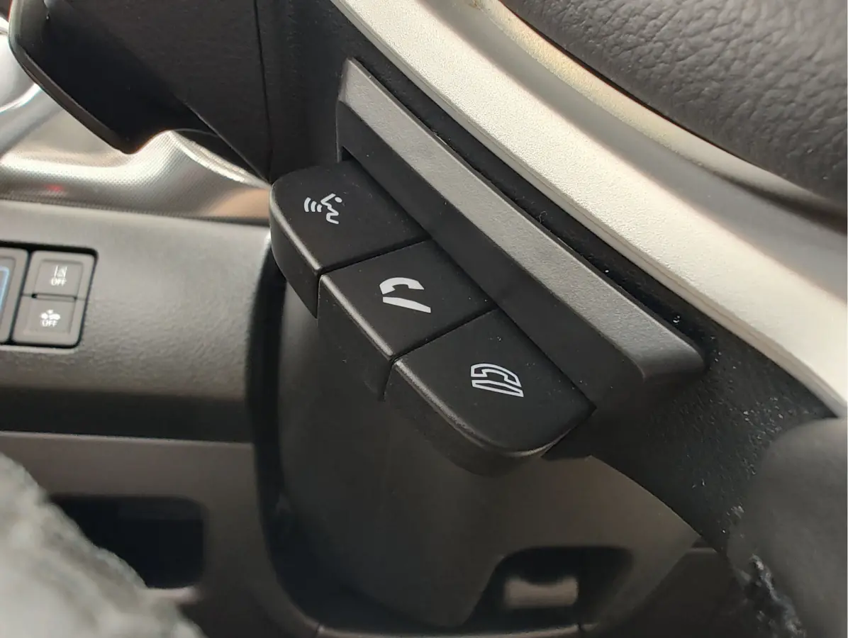 1.5 HYBRID STYLE AUTOMAAT Adaptive Cruise | Dodehoeksensoren | Keyless