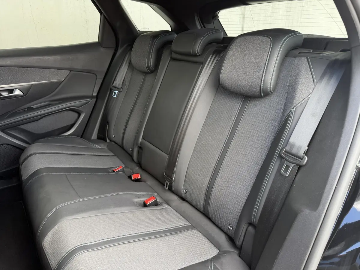 1.6 HYbrid 300pk Allure | SoH 98% | Keyless | Camera | Virtual cockpit