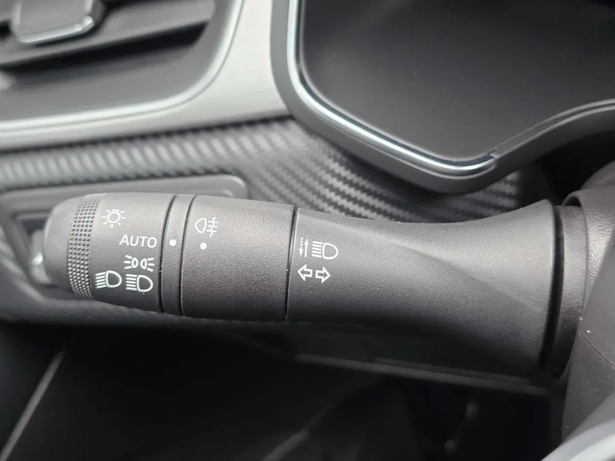 1.6 E-Tech Hybrid 145 R.S. Line