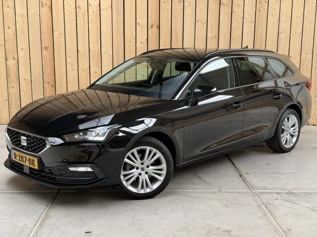 1.0 TSI Style Business Intense