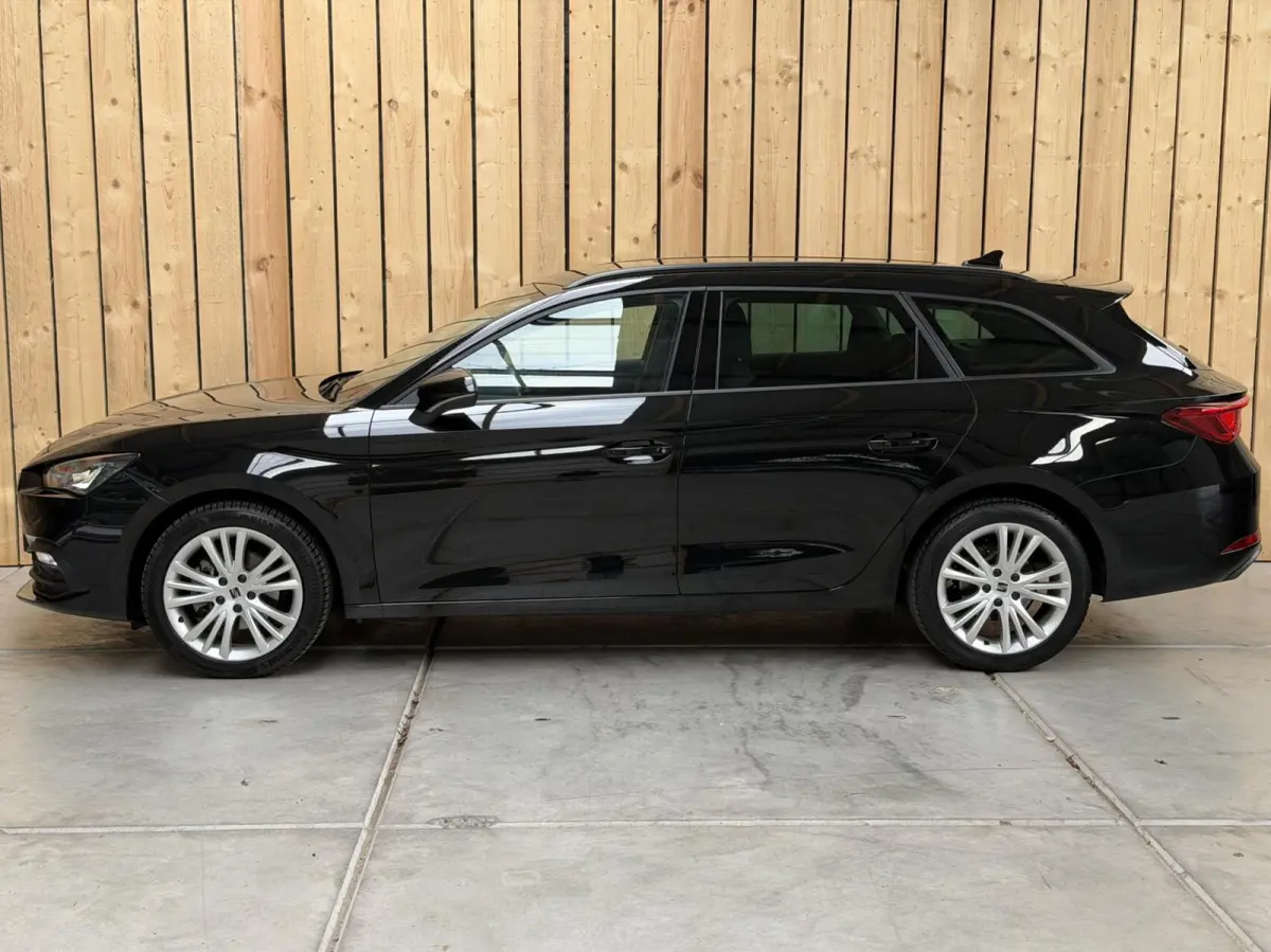 1.0 TSI Style Business Intense