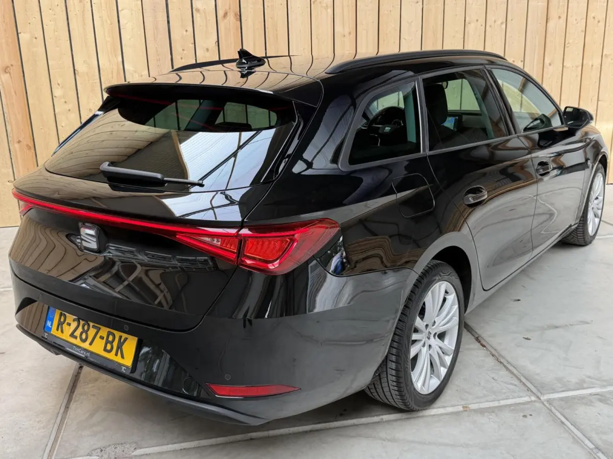 1.0 TSI Style Business Intense