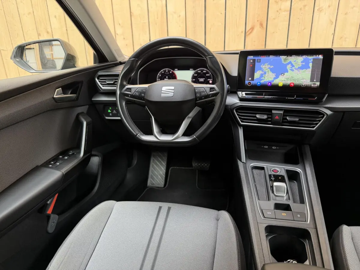 1.0 TSI Style Business Intense