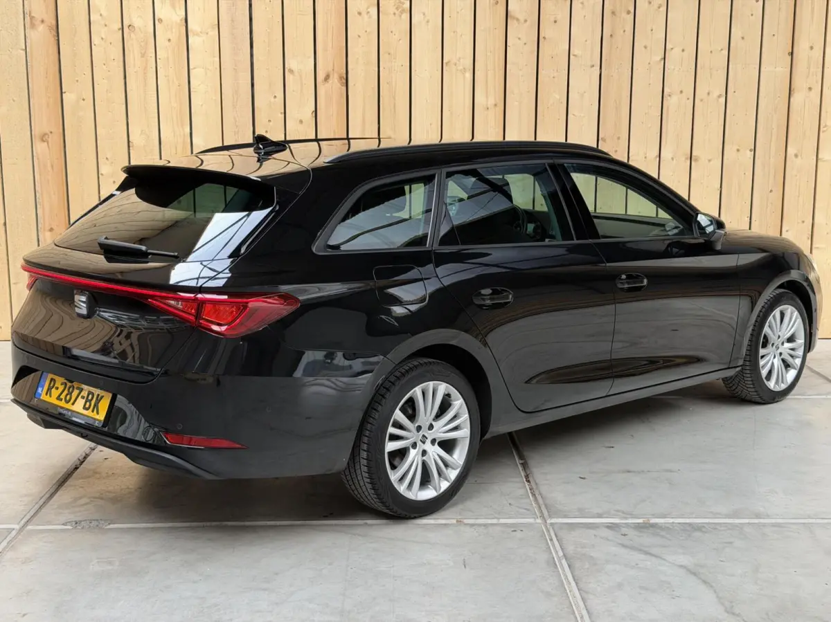 1.0 TSI Style Business Intense