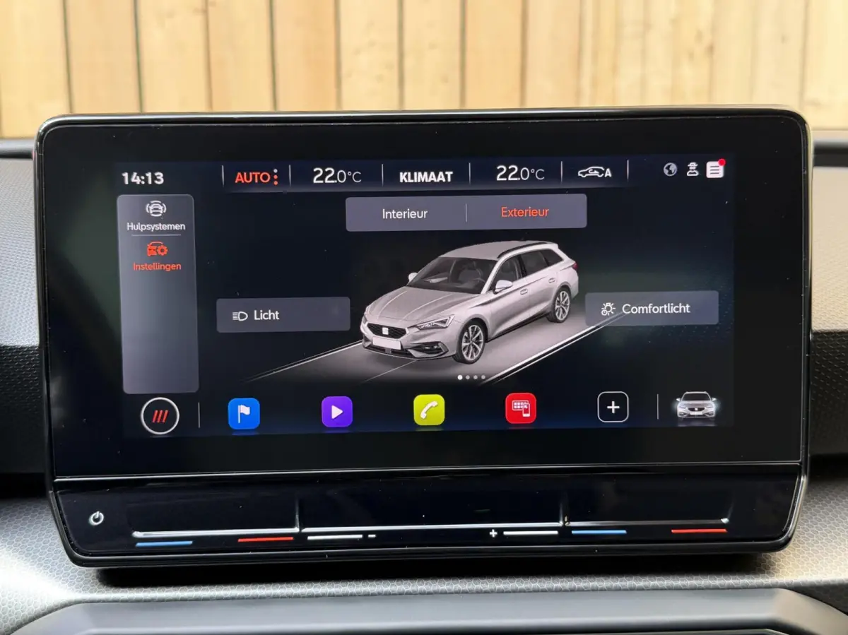 1.0 TSI Style Business Intense