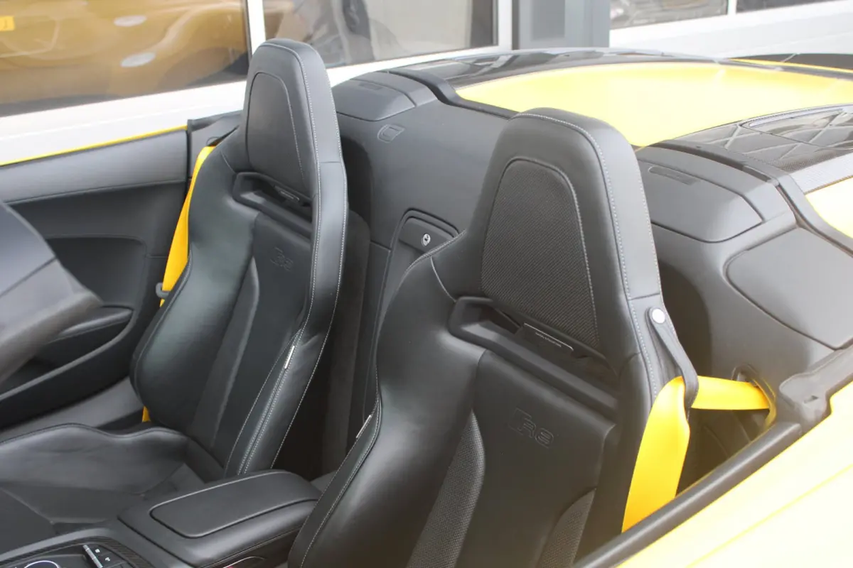 5.2 Performance Quattro 620pk | Capristo | Bucket seats | Vegas yellow Matt