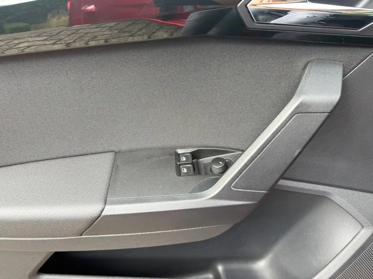 1.0 TSI FR DSG I LED I CAMERA I PDC I CLIMA I CARPLAY I 116PK