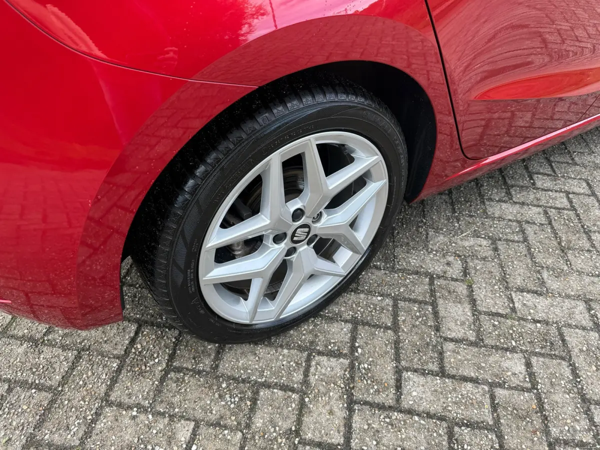 1.0 TSI FR DSG I LED I CAMERA I PDC I CLIMA I CARPLAY I 116PK