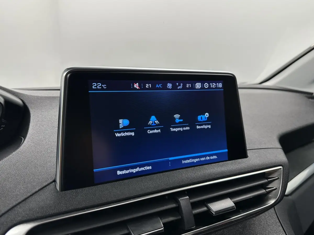 1.2 PureTech Blue Lease Premium PANO CAMERA NAVI CRUISE CARPLAY.