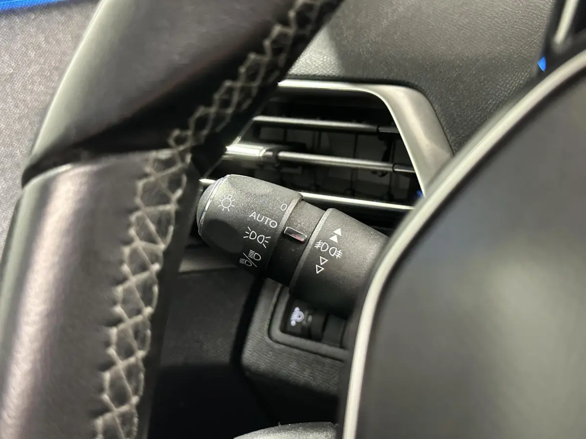 1.2 PureTech Blue Lease Premium PANO CAMERA NAVI CRUISE CARPLAY.