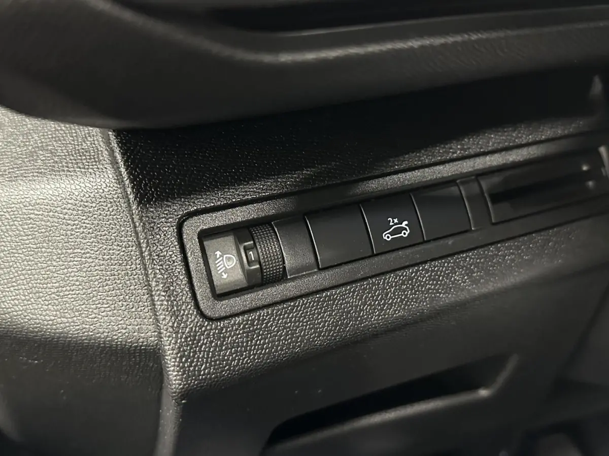 1.2 PureTech Blue Lease Premium PANO CAMERA NAVI CRUISE CARPLAY.