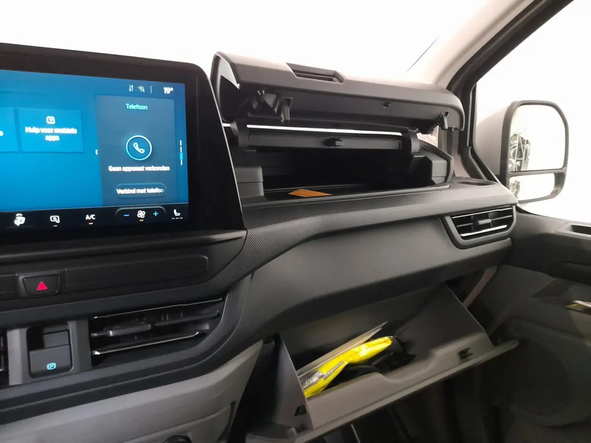 320 2.0 TDCI L2H1 Limited Automaat Nieuw Model Airco Navigatie Cruise control Trekhaak