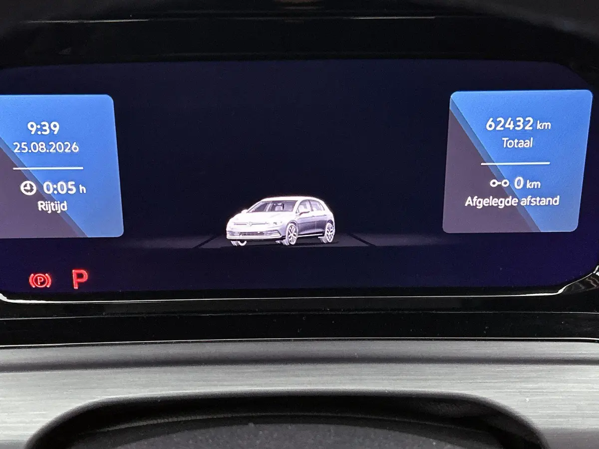1.4 eHybrid Style | APPLE CARPLAY | ANDROID AUTO | ACHTERUITRIJCAMERA | STOELVERWARMING | STUURVERWARMING | SFEERVERLICHTING | IQ LIGHT VOOR | LICHTMETALEN VELGEN | COMFORT STOELEN | DAB RAD