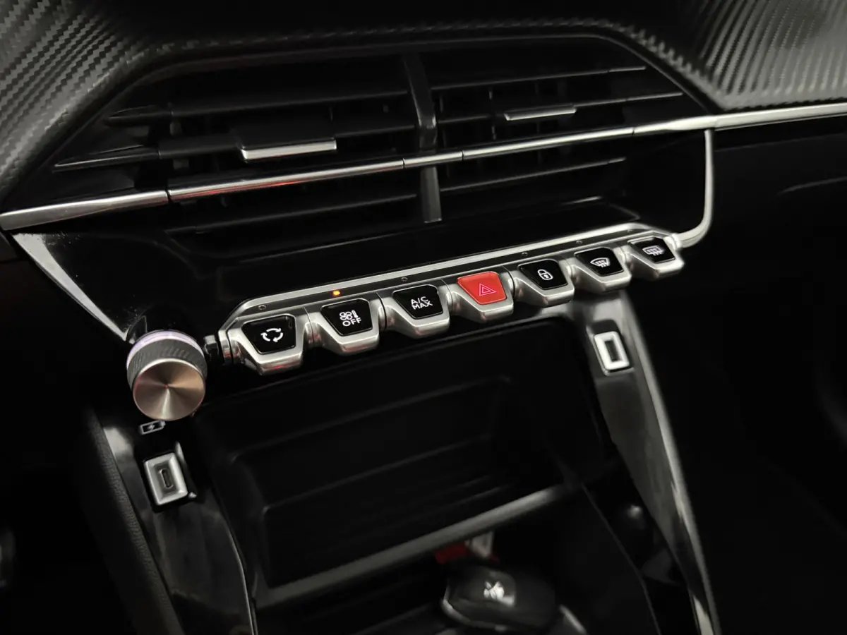 EV Active Pack 50 kWh | Snelladen | SOH 93% | Clima | Cruise | Carplay | LED | NAP