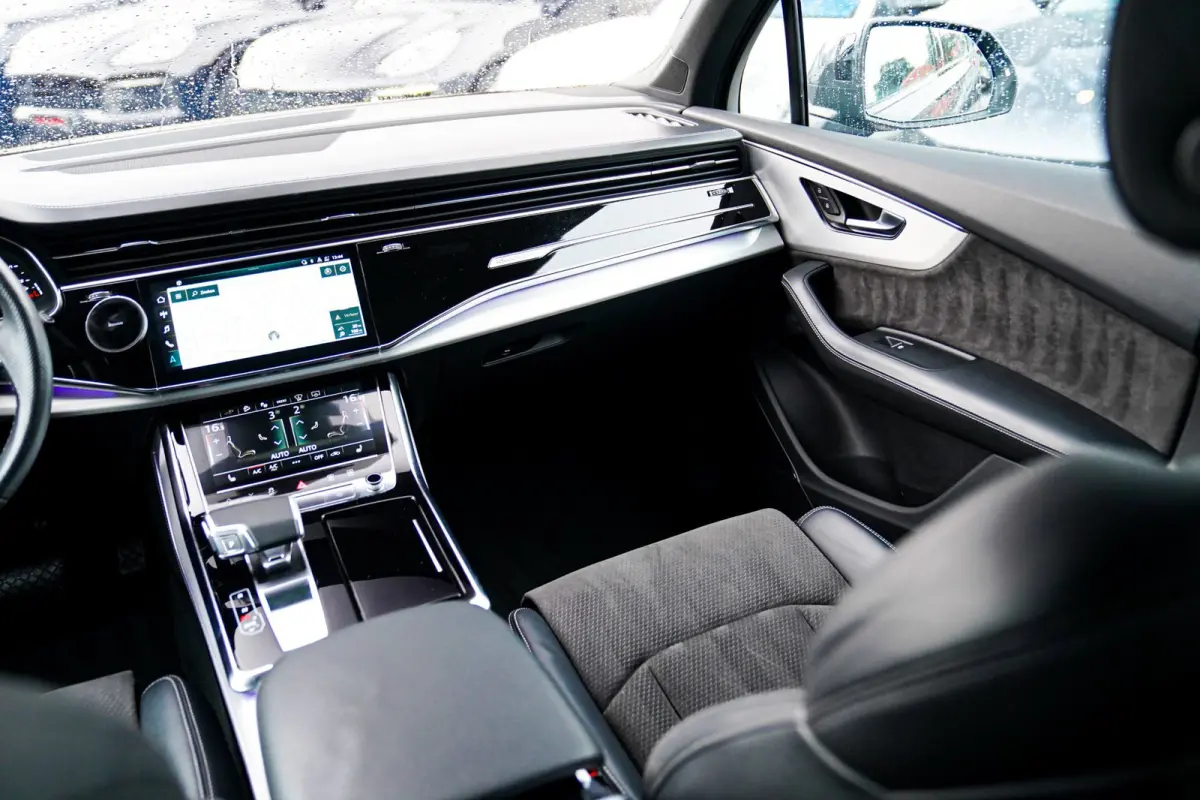 55 TFSI e quattro Pro Line Plus | Luchtvering | Head Up Display | Elektrisch trekhaak | Apple Carplay | Bang & Olufsen