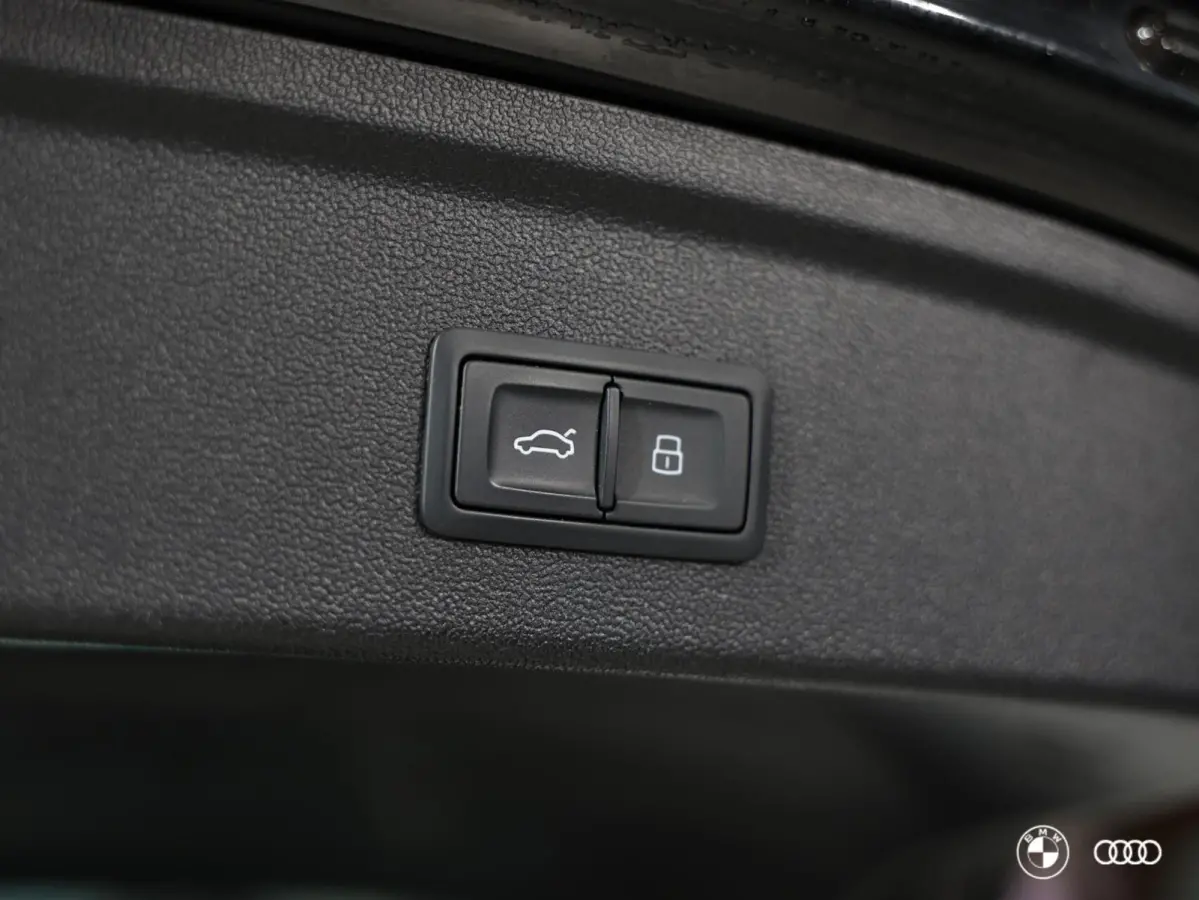 35 TFSI S LINE / ELEKT. STOEL / ACC / CARPLAY / STOELVW / 18"